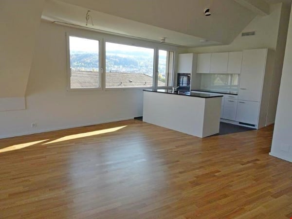 Moderne Dachwohnung mit Loggia 4