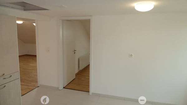 Renovierte 3 Zi-Dachwohnung für max. 2 Personen 5