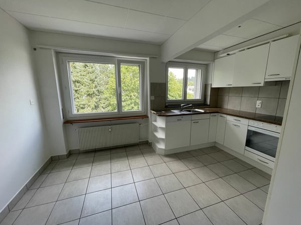 schöne 3.5-Zimmerwohnung im Hochparterre zu vermieten! 5