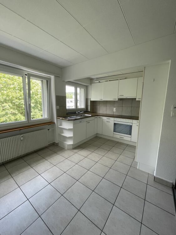 schöne 3.5-Zimmerwohnung im Hochparterre zu vermieten! 4