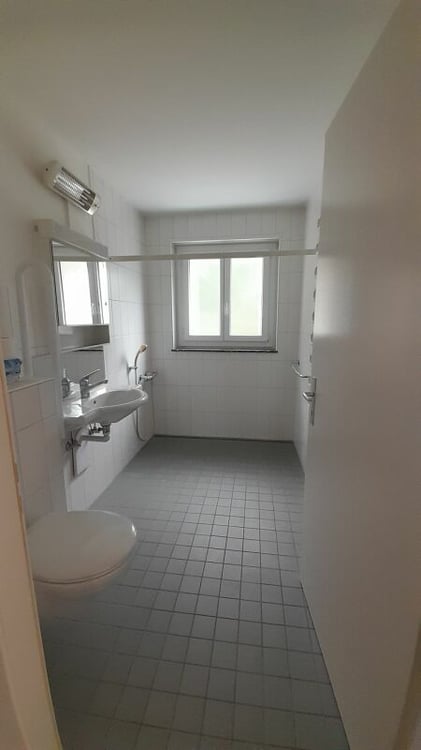 barrierefreie 3.5-Zimmerwohnung mit riesigem Balkon in Urtenen-Schönbühl zu vermieten! 8