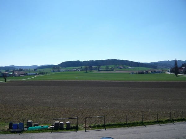 Hindelbank - schöne 2-Zimmerwohnung mit Aussicht ins Grüne zu vermieten! 3
