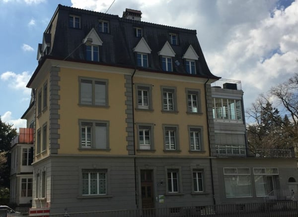 Bern/Eigerplatz - sonnige und grosszügige 5-Zimmerwohnung zu vermieten!
