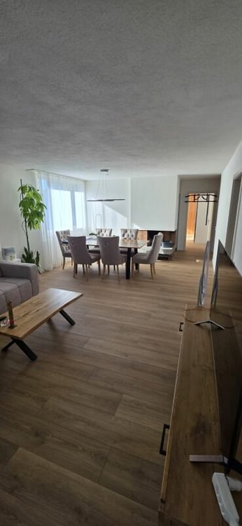 Helle, Grosszügige 4.5-Zimmerwohnung