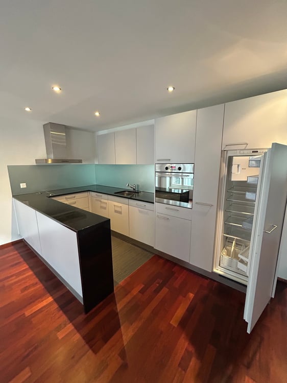 Unique appartement au centre de Bienne avec ascenseur dans l'appartement 9