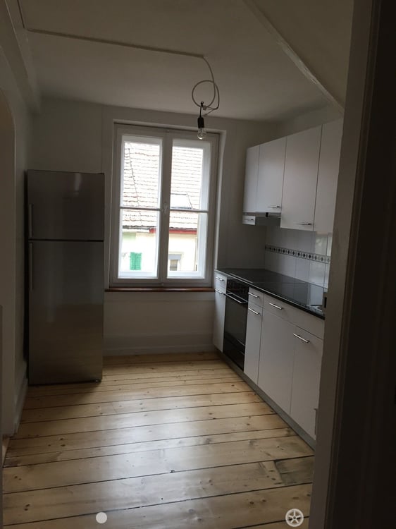Lumineux appartement de 4 pièces - Helle 4-Zimmer-Wohnung 2