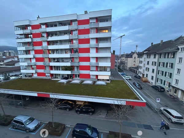 Spacieux appartement de 5.5 pièces avec balcon à Bienne 1