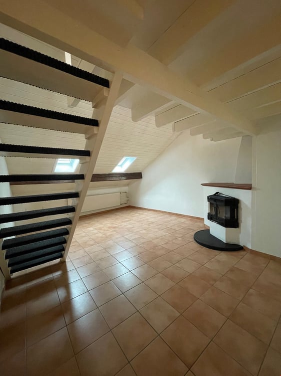 1.5-Zimmerdachwohnung in der Oberstadt von Burgdorf 1