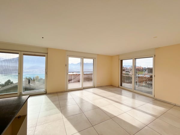 sehr gepflegte 1.5-Zimmer-Wohnung mit schöner Aussicht 3