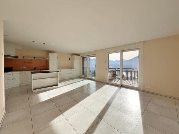 sehr gepflegte 1.5-Zimmer-Wohnung mit schöner Aussicht 4