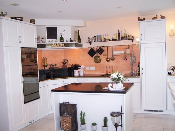 sehr gepflegte 1.5-Zimmer-Wohnung mit schöner Aussicht 6