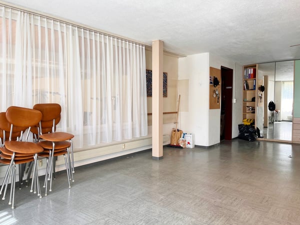 Geräumiges Büro/Gewerberaum für vielseitige Möglichkeiten 3