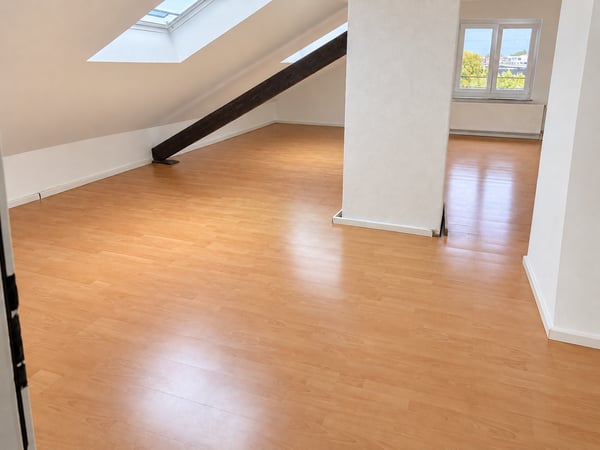 2.5-Zimmer-Dachwohnung in Biberist