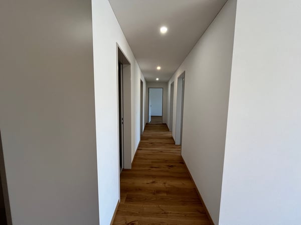 Moderne 4.5-Zimmer-Neubauwohnung mit grosser Terrasse 7