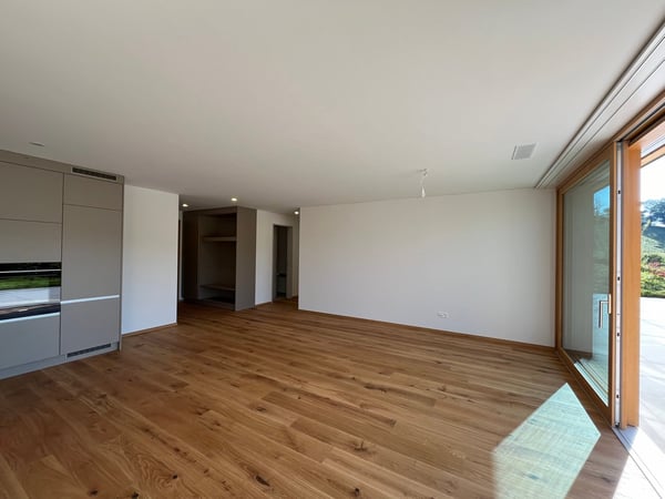 Moderne 4.5-Zimmer-Neubauwohnung mit grosser Terrasse 4