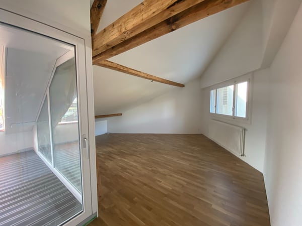 Dachwohnung mit Loggia in Thun 3