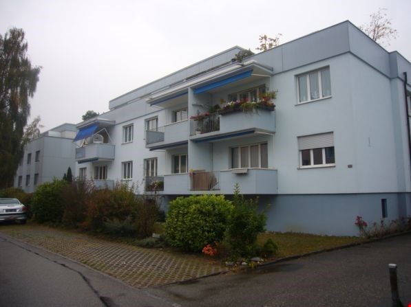 Traumhafte Attika mit 53 m2 Terrasse in kleinem Mehrfamilienhaus 2