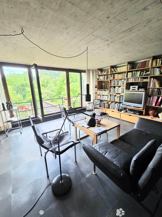 Charmantes 5.5-Zimmer-Reiheneinfamilienhaus in Biel – Wohnen mit Stil und Komfort 3