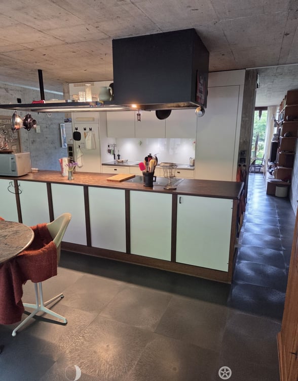 Charmantes 5.5-Zimmer-Reiheneinfamilienhaus in Biel – Wohnen mit Stil und Komfort 4