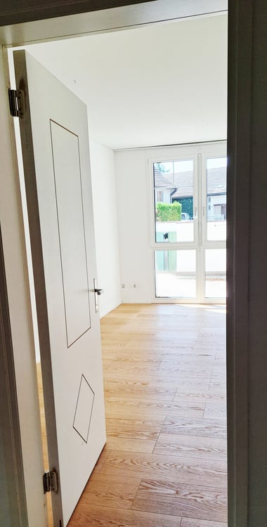 Gartenwohnung inkl. direkt verbundener Garagebox,grosszügigem EG/UG-Bereich, Haushaltsraum, Garten 6