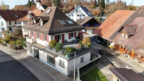 Grosses Eigenheim im Dorfkern Niedersch…