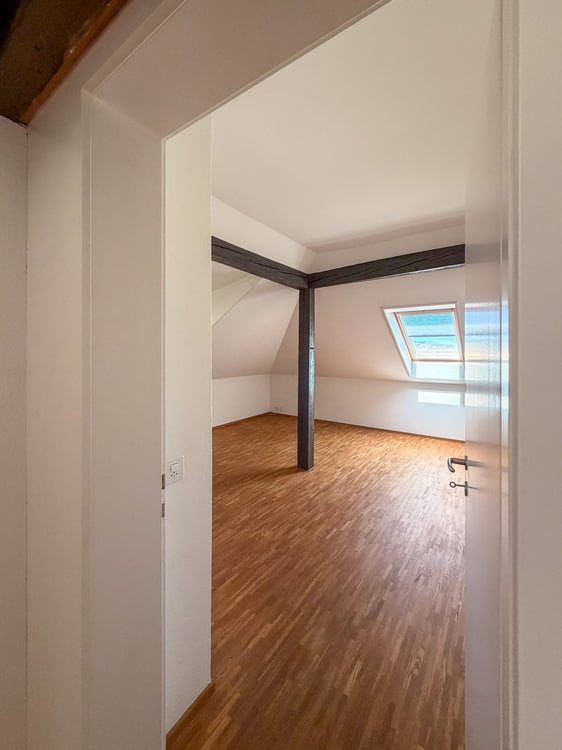 Charmante 4-Zimmer-Maisonette-Wohnung im Altbau an der Südbahnhofstrasse, Bern 22