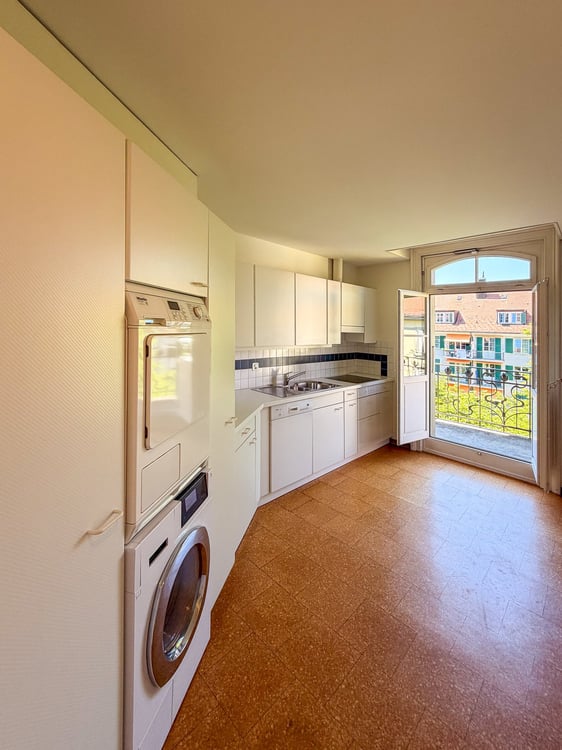 Charmante 4-Zimmer-Maisonette-Wohnung im Altbau an der Südbahnhofstrasse, Bern 11