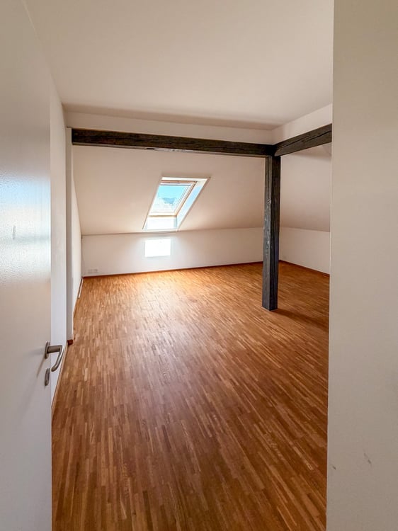 Charmante 4-Zimmer-Maisonette-Wohnung im Altbau an der Südbahnhofstrasse, Bern 19