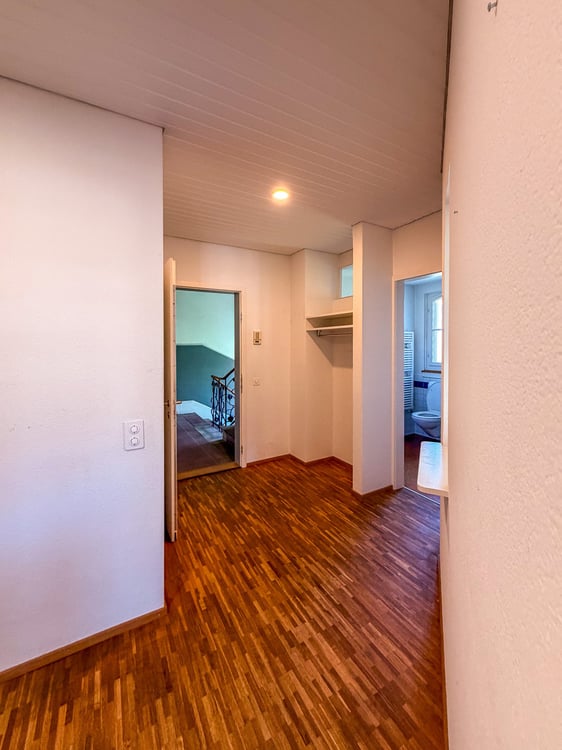 Charmante 4-Zimmer-Maisonette-Wohnung im Altbau an der Südbahnhofstrasse, Bern 3