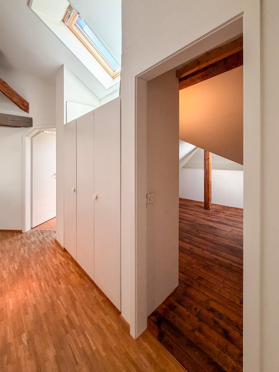 Charmante 4-Zimmer-Maisonette-Wohnung im Altbau an der Südbahnhofstrasse, Bern 17