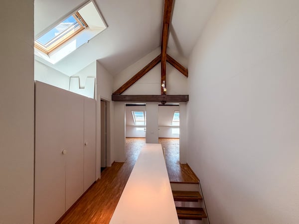 Charmante 4-Zimmer-Maisonette-Wohnung im Altbau an der Südbahnhofstrasse, Bern 16