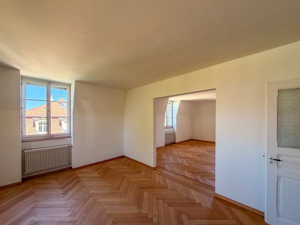 Charmante 4-Zimmer-Maisonette-Wohnung im Altbau an der Südbahnhofstrasse, Bern 9