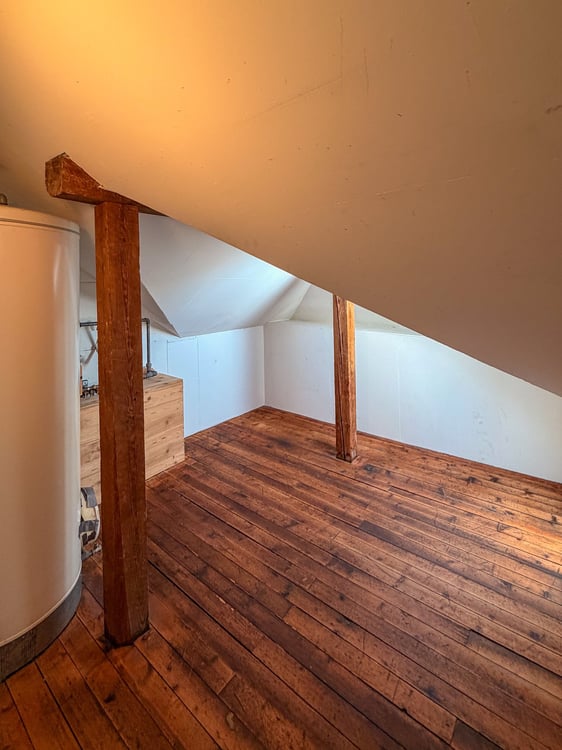 Charmante 4-Zimmer-Maisonette-Wohnung im Altbau an der Südbahnhofstrasse, Bern 18