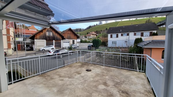 Gemütliche 7.5-Zimmer Maisonette-WHG mit Balkon und Terrasse 3