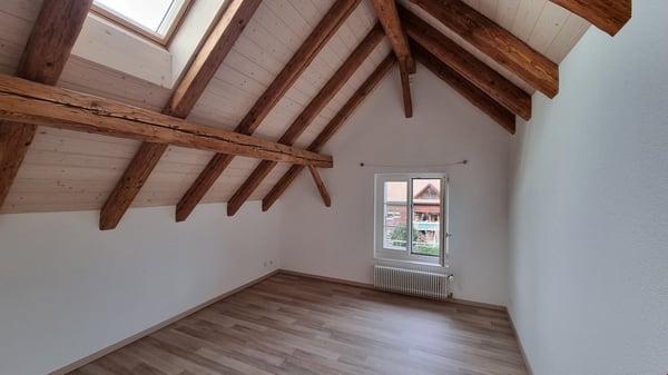 Gemütliche 7.5-Zimmer Maisonette-WHG mit Balkon und Terrasse 13