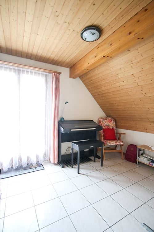 Individuelles 1.5-ZI-EFH nahe Thunersee - Platz, Charme und Komfort mit Privatsphäre 9