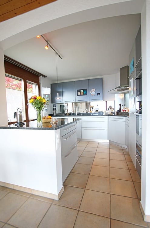 Grosszügiges 6½-Zimmer-Haushälfte mit Privatsphäre und privilegierter Panoramaaussicht 8