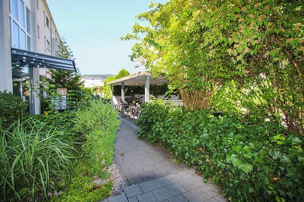 Wohnen wie im Reihen-Einfamilienhaus - mit Umschwung und Kellergeschoss 16
