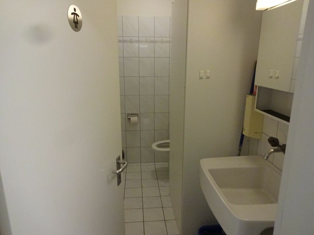 Grosszügiger Büroraum mit 57m² - Viel Platz für Ihre Ideen