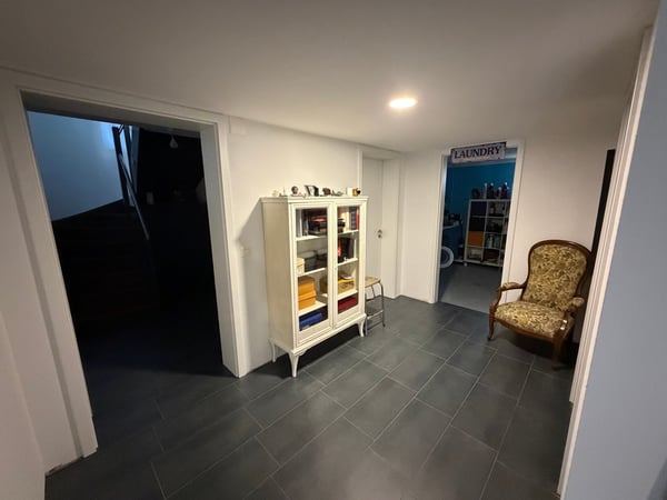 Grosszügiges Mehrgenerationenhaus in Bellmund – Modern, ruhig und familienfreundlich 11