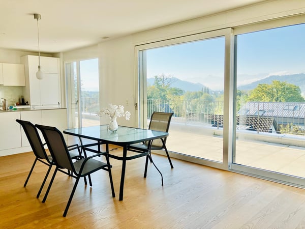 Stilvolle 1.5-Zimmer-Attikawohnung in Muri 3