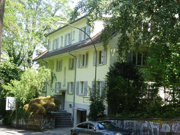 Schöne 1-Zimmerwohnung äussere Enge 1