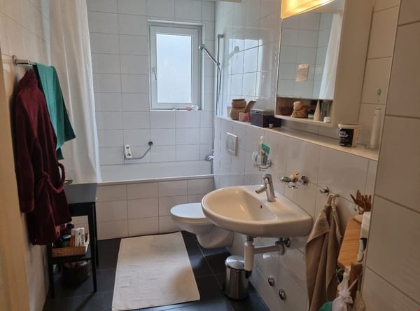 Schöne 1-Zimmerwohnung äussere Enge 7