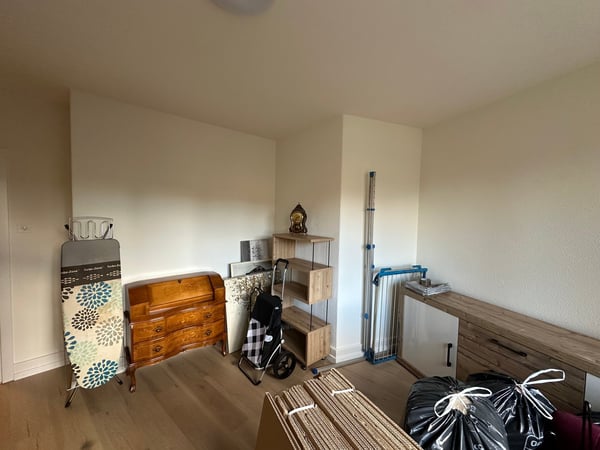 Grosszügige 1-Zimmerwohnung mit renovierter Küche und Balkon 7