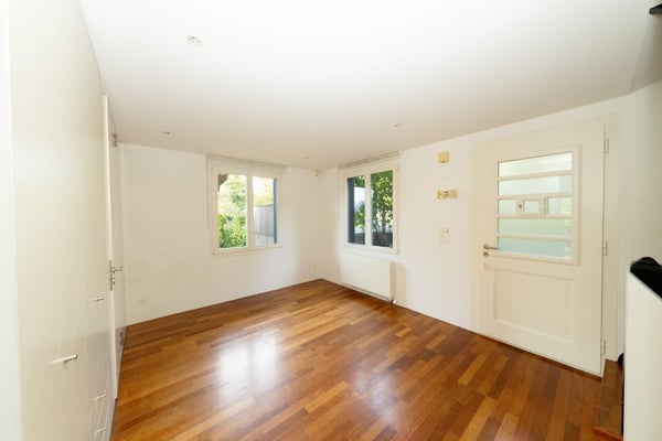 Rustikale Eleganz in Gümligen - freistehendes Chalet mit viel Umschwung 10