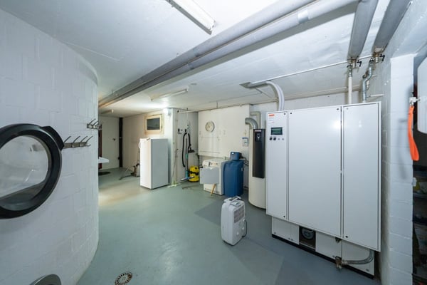 Grüne Oase mit traumhafter Fernsicht - 5.5 Zimmer-Haus in Worb 14