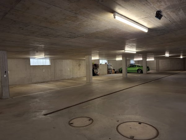 Einstellhallenplatz 5