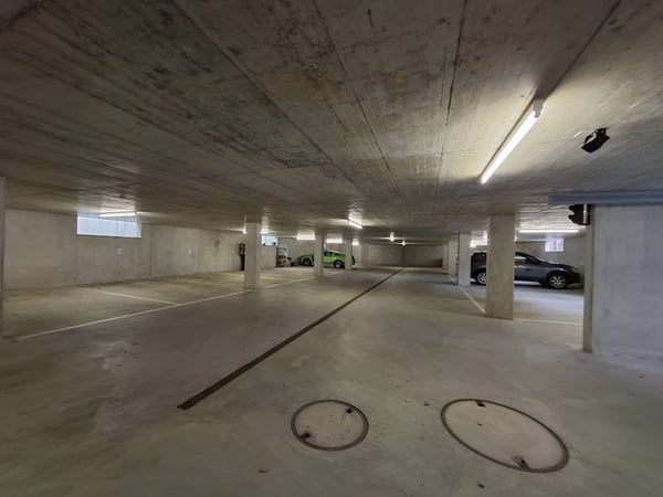 Einstellhallenplatz 4