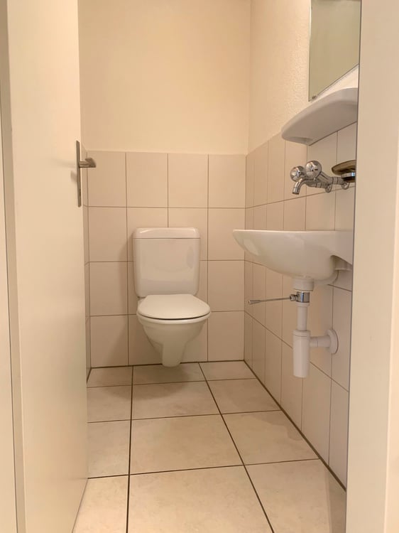 Wunderschöne Dachwohnung mit Cheminée, ruhig und doch zentral 13