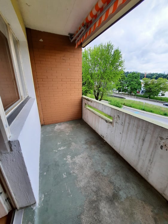 Preiswerte 4.5 Zimmerwohnung in Huttwil 2.OG 4
